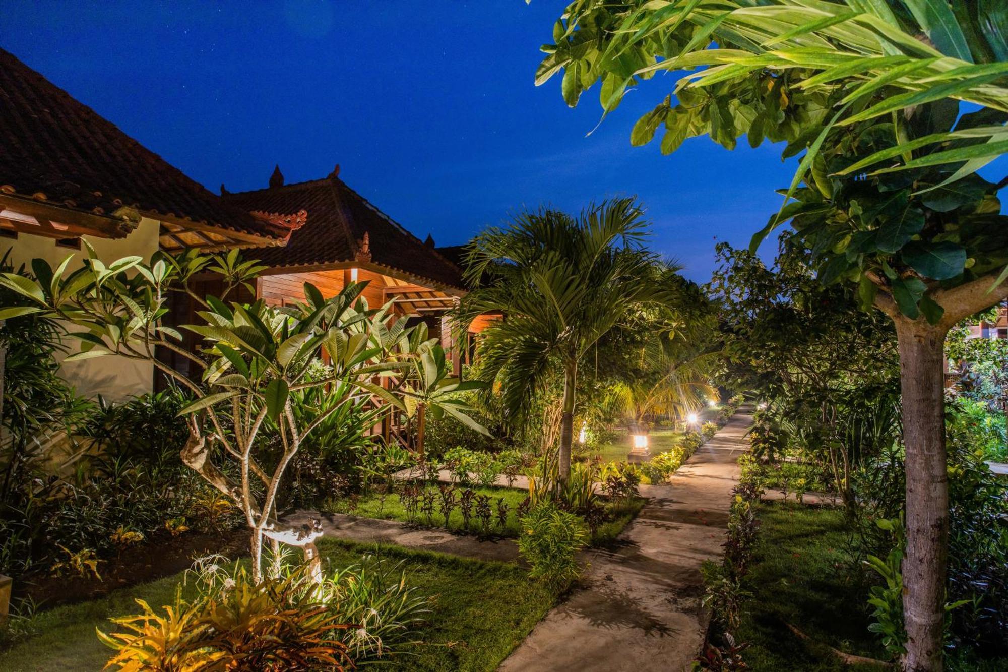 Hotel The Parnas Lembongan Exterior foto