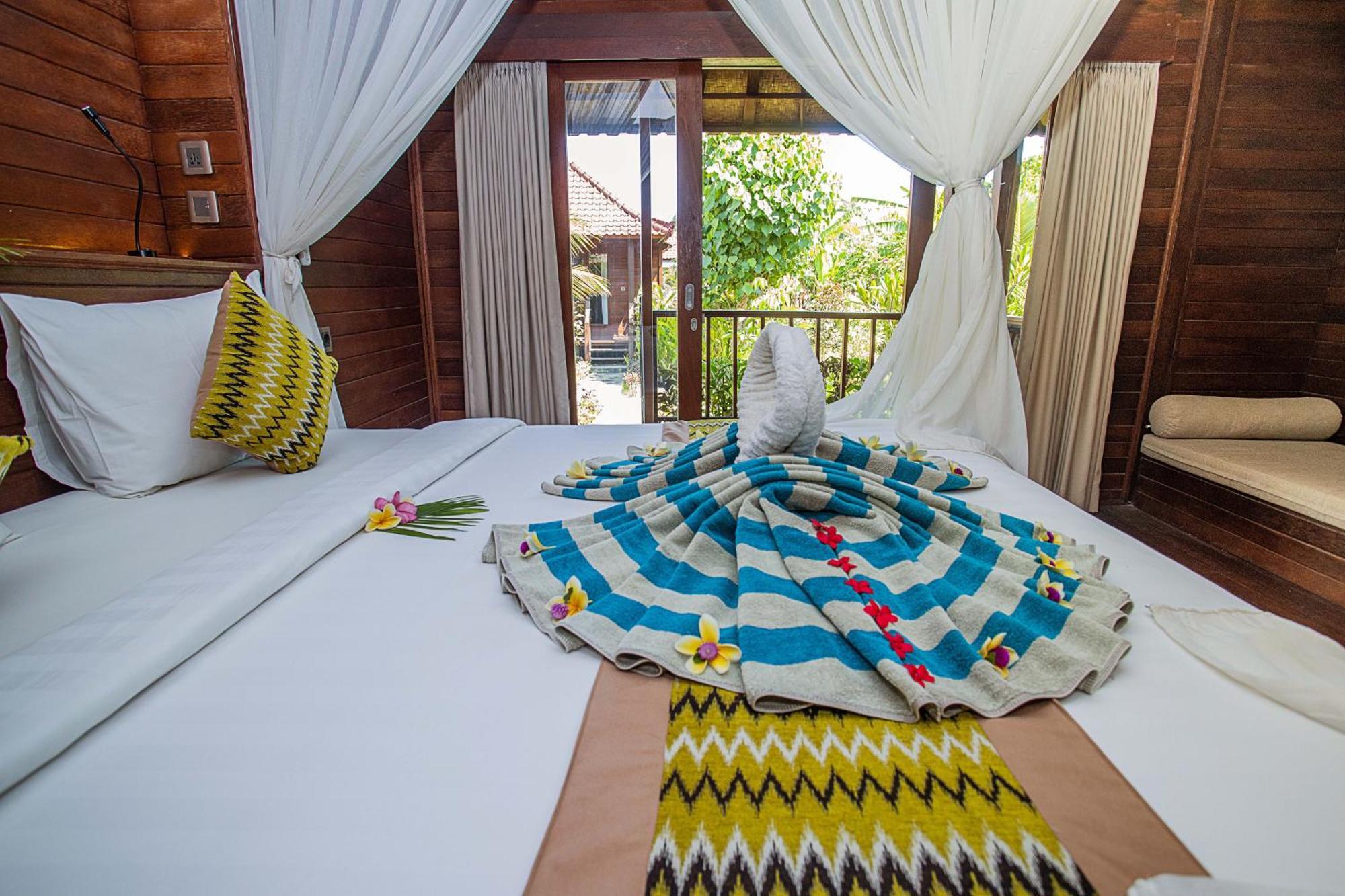 Hotel The Parnas Lembongan Exterior foto