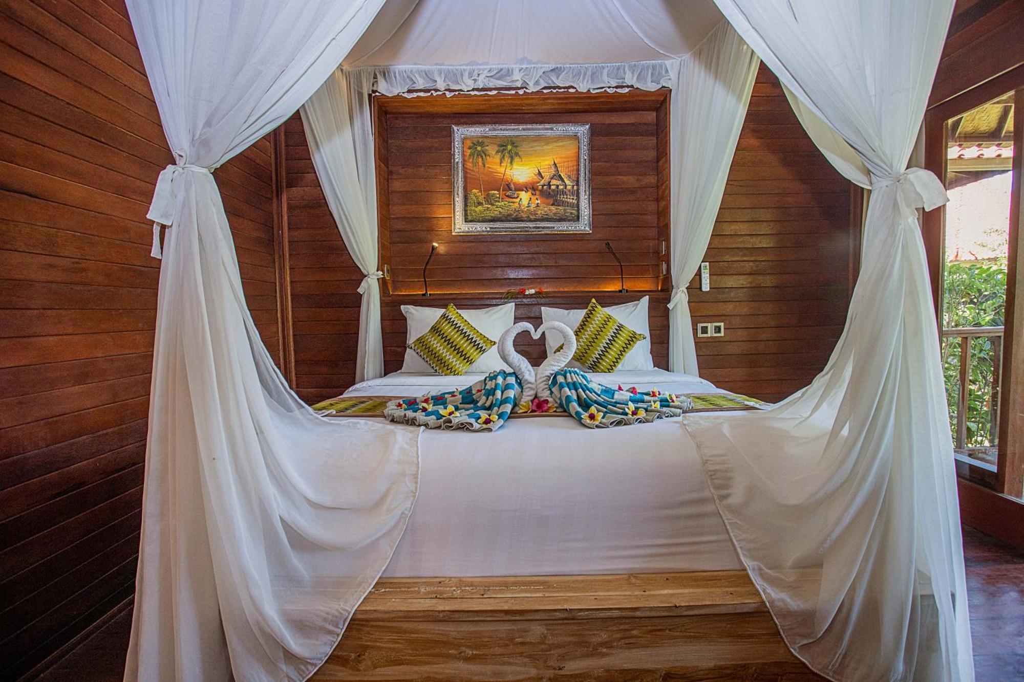 Hotel The Parnas Lembongan Exterior foto