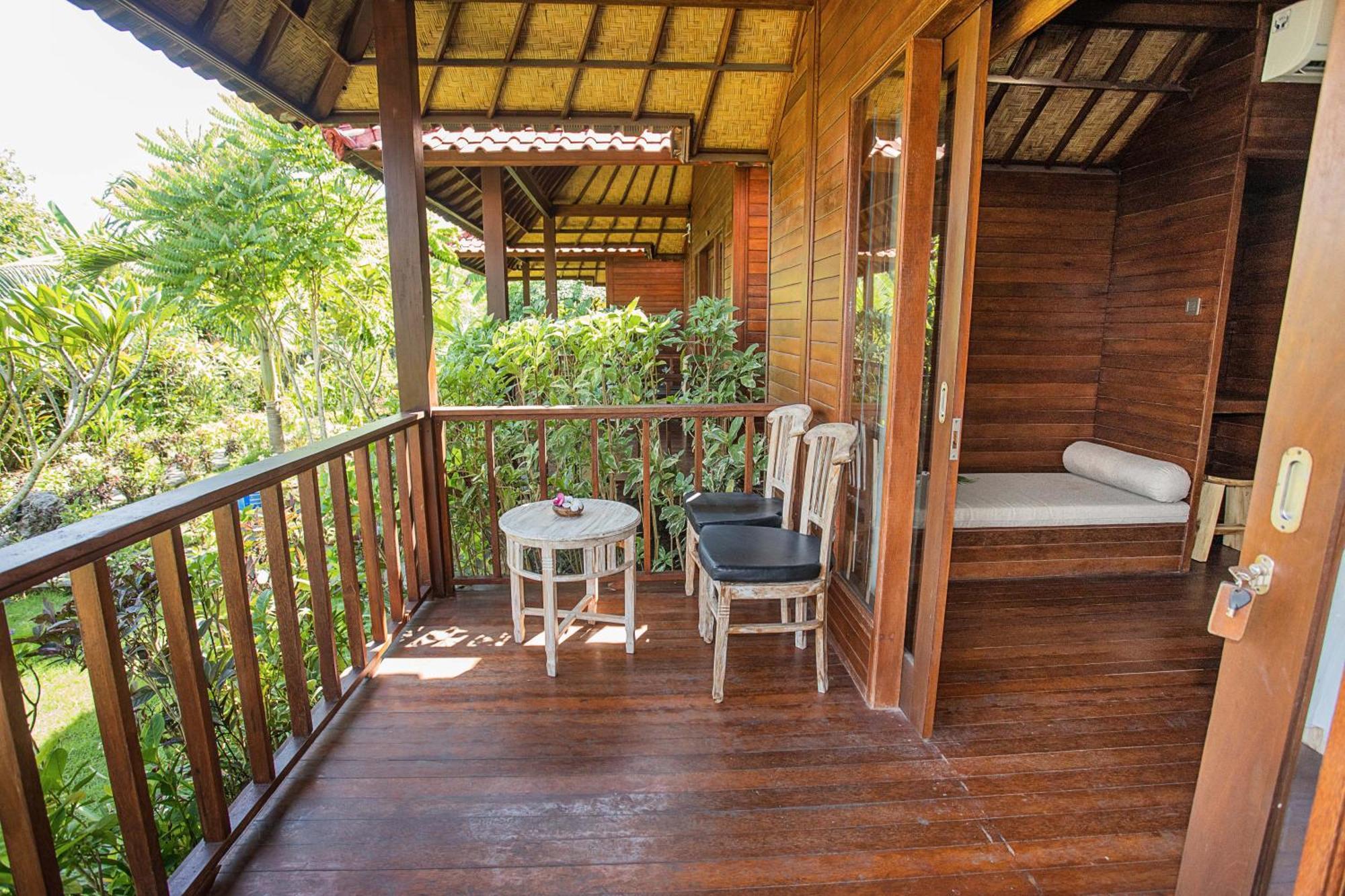 Hotel The Parnas Lembongan Exterior foto